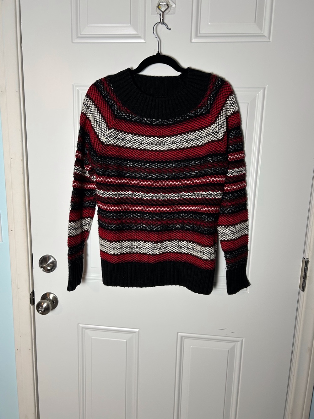 Eye Catching M Chunky Bold Striped Textured Crewneck Sweater Red Black White